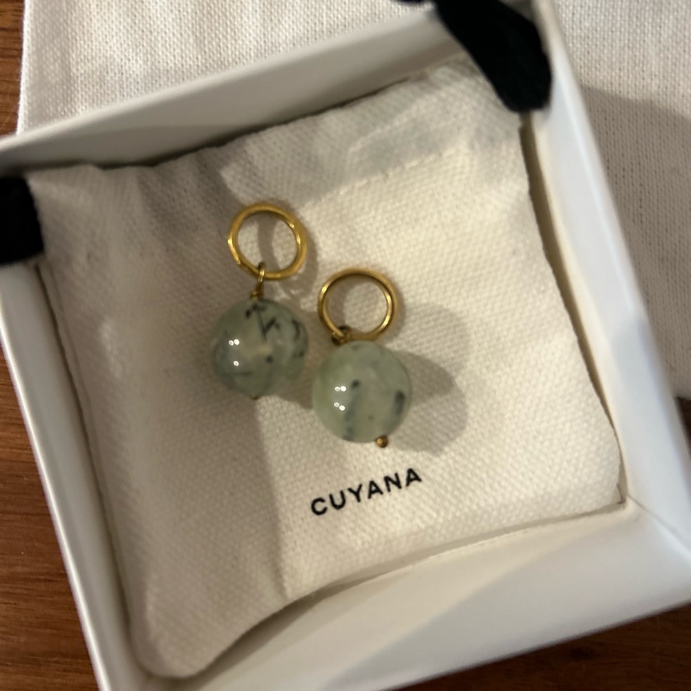 Cuyana Jade earring embellishment for hoop earrings.